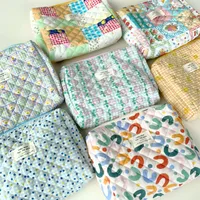 Bonitas bolsas de maquillaje